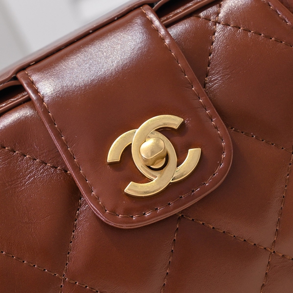 シャネルバッグ素材ディテール